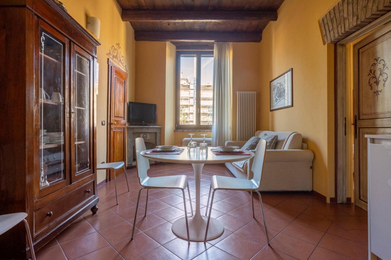 דירות פררה Casa Duchesse Al Castello מראה חיצוני תמונה