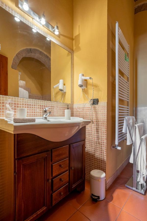 דירות פררה Casa Duchesse Al Castello מראה חיצוני תמונה