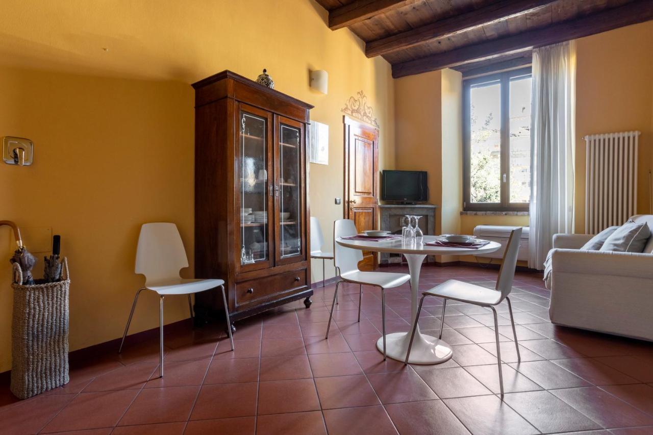 דירות פררה Casa Duchesse Al Castello מראה חיצוני תמונה